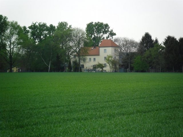 Mutzenrath Manor (Sinnersdorf)
