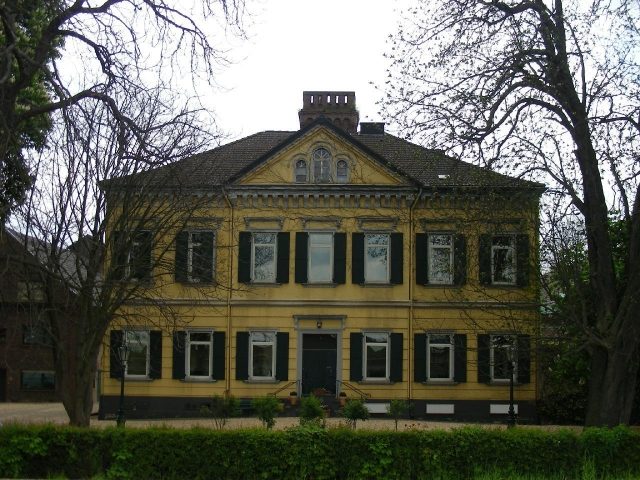 Burg Niederbolheim (Sophienhöhe)