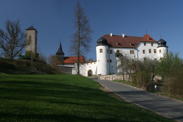Unteraufseß Castle