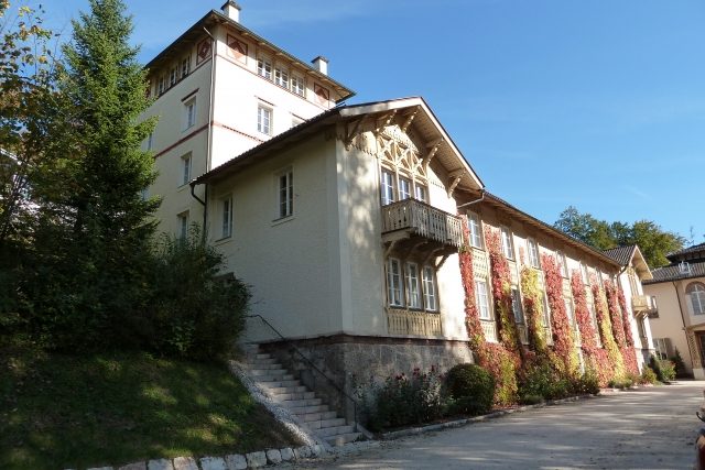 Royal Villa