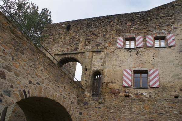 Wetterfeld Castle (Ruin)