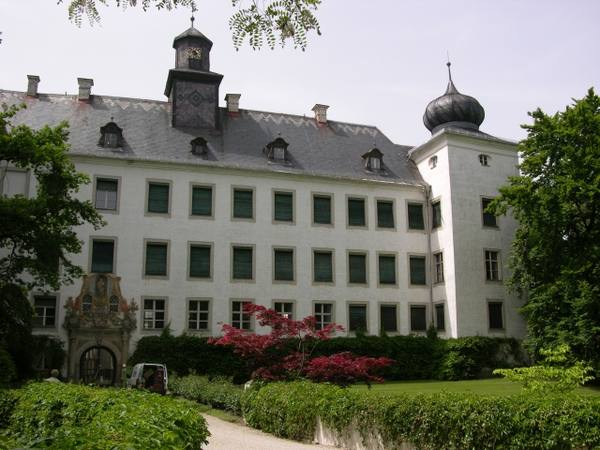 Moos Castle