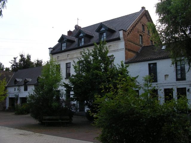 Herrenhaus Radong (Bösinghoven)