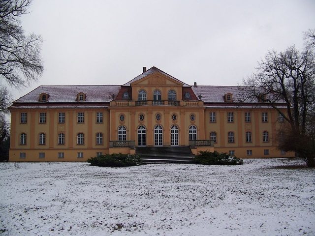 Lipsa Castle