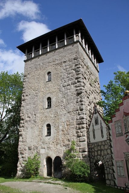 Kemnat Castle (Ruin)