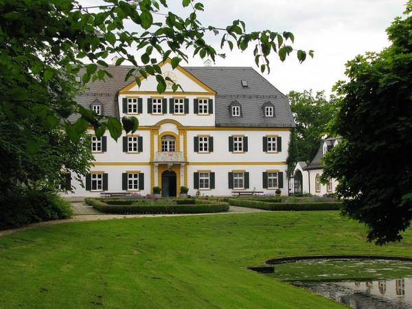 Maxhofen Castle