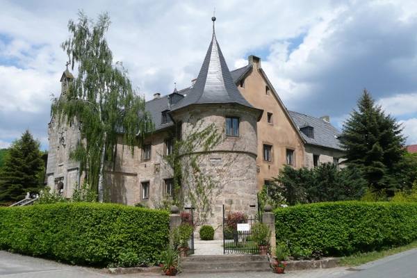 Schmölz Castle