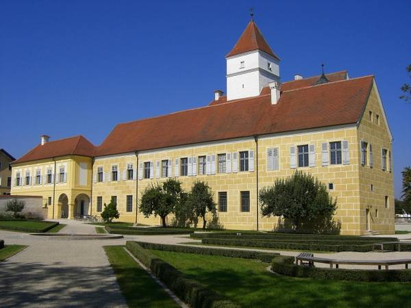 Alteglofsheim Castle