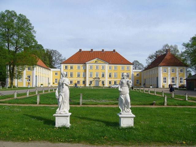 Wotersen Castle