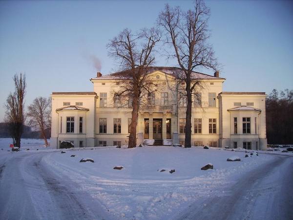 Zülow Manor