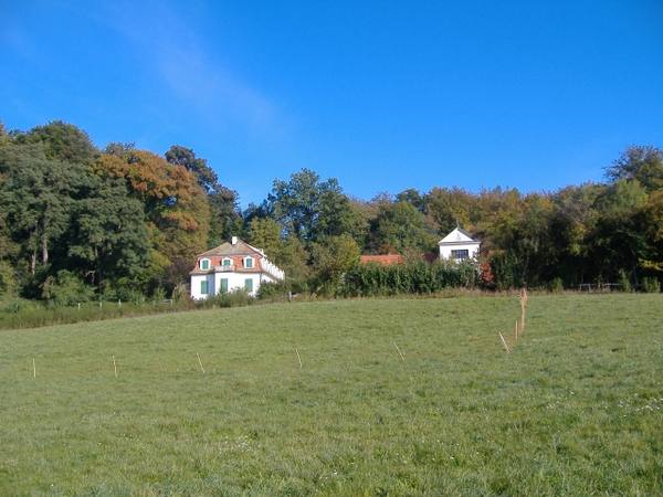 Luisenruh Castle