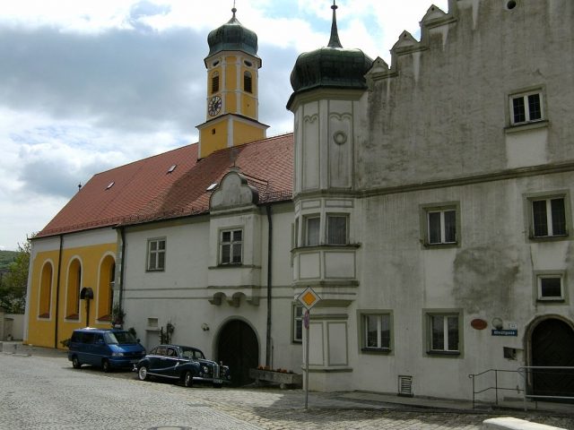 Kollegiatstift Neuessing Abbey