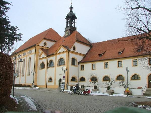 Heilig Kreuz Abbey