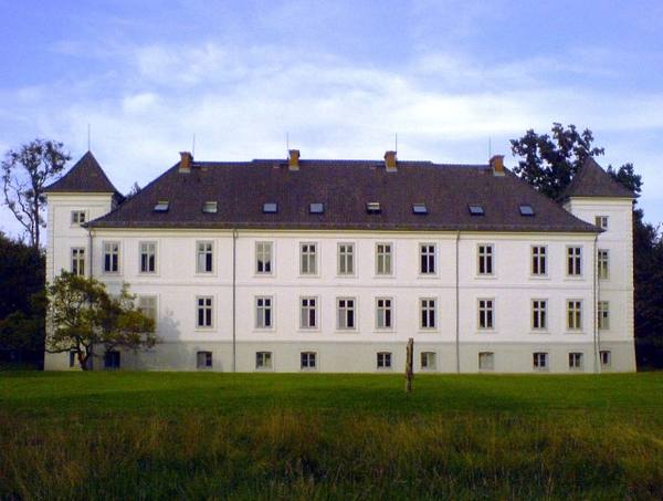 Noer Castle