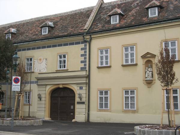 Altmannsdorf Castle