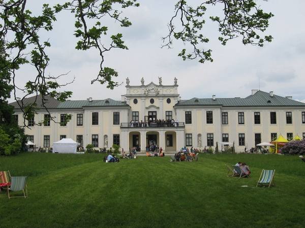 Hetzendorf Castle