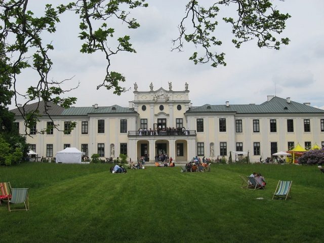 Hetzendorf Castle