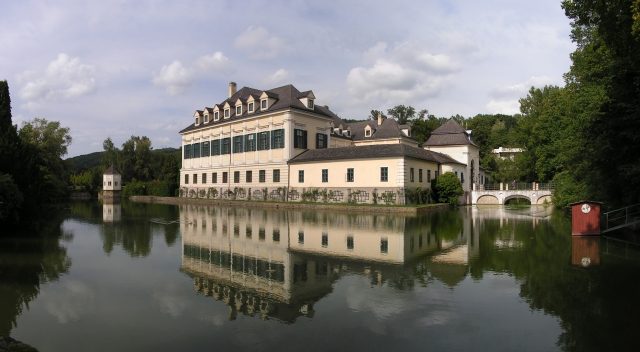 Laudon Castle