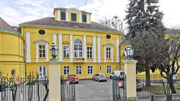 Maria-Theresien Castle