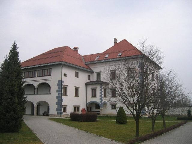 Ajmanov Castle