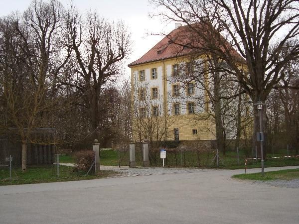 Loham Castle