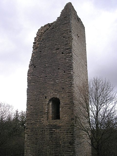 Bechthal Castle (Ruin)