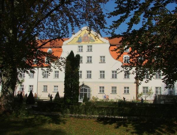 Neues Schloss Lautrach