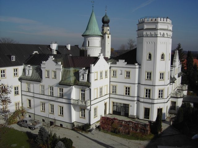 Ising Castle