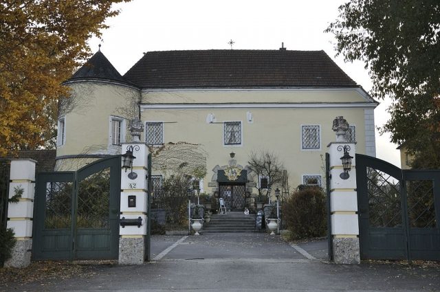 Mühlgrub Castle