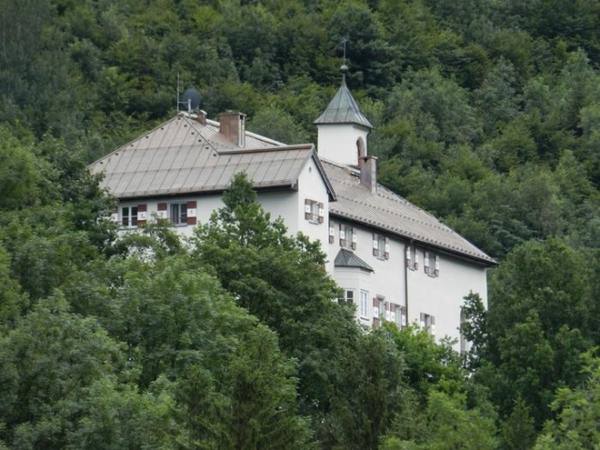 Gartenau Castle