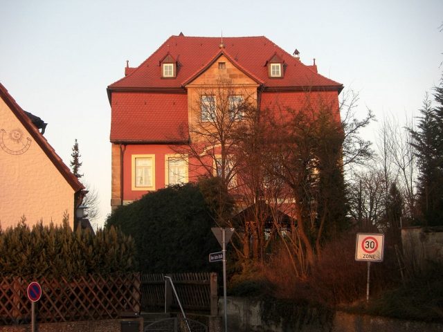 Yellow Castle Heroldsberg