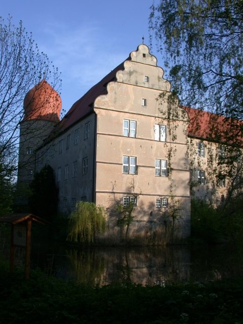 Neuhaus Castle