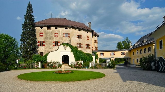 Biberstein Castle