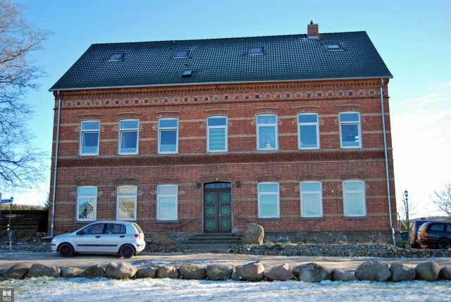 Darz Manor