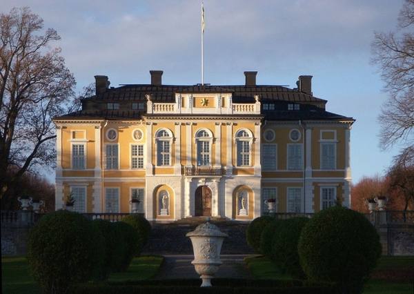 Steninge Castle