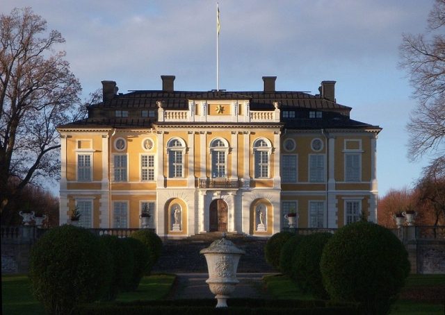 Steninge Castle
