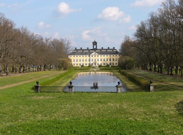 Sturefors Castle