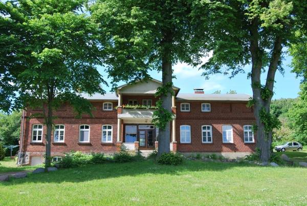 Groß Banzelvitz Manor