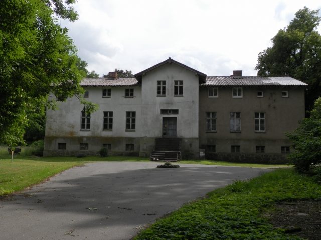 Grenzin Manor