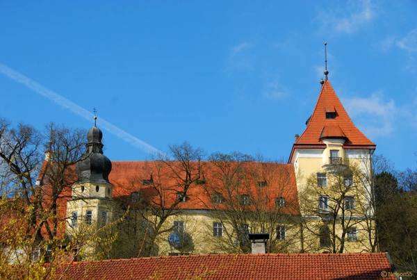 Niederaichbach Castle