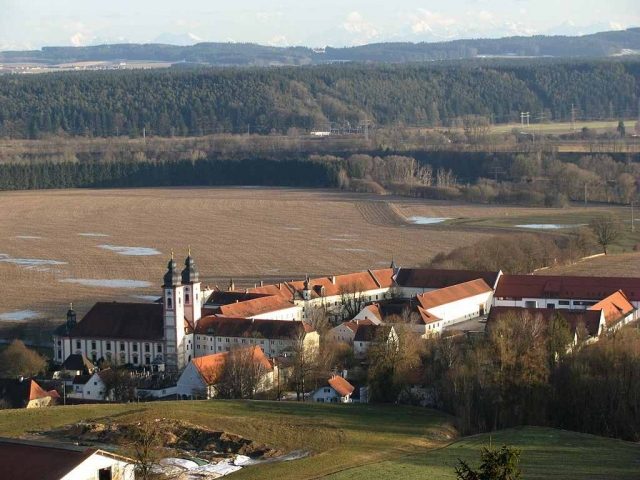 Au Abbey