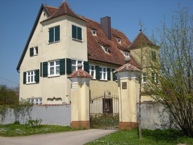 Holzschwang Castle