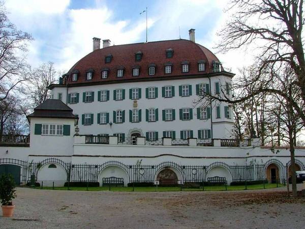 Waal Castle