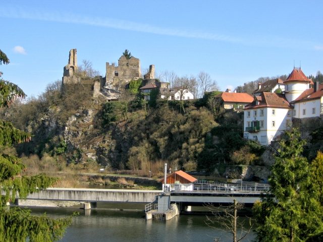 Hals Castle (Ruin)