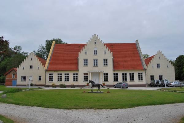 Tribbevitz Manor