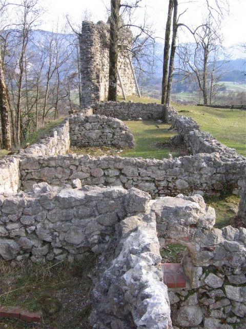 Auerburg Castle (Ruin)