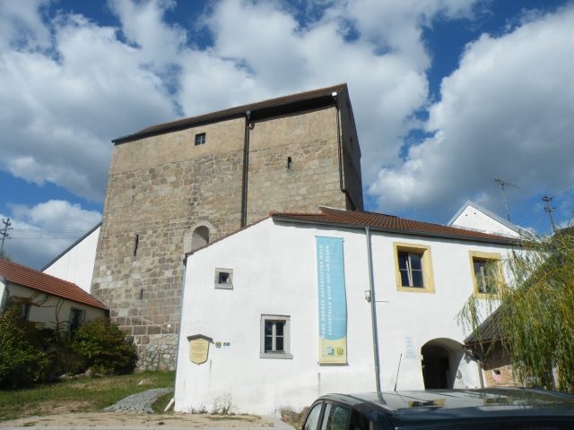 Hof Castle