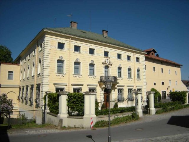 Neues Schloss Leonberg