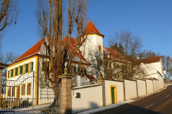 Neusath Castle
