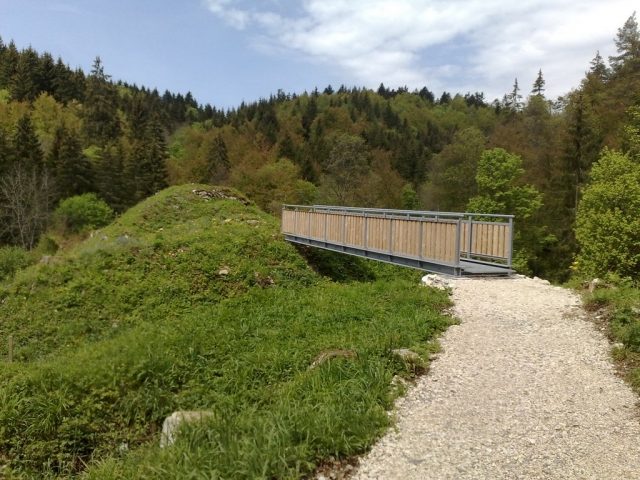 Hossingen Castle (Ruin)